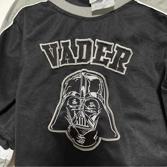Star Wars Darth Vader Boys Embroidered Hockey Jersey Size 4 - Picture 4 of 7